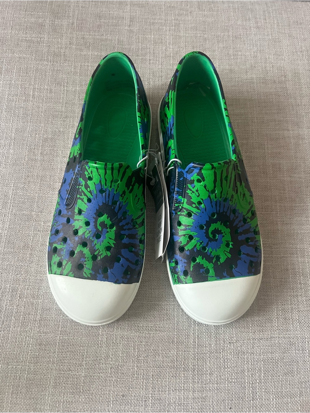 Berkley Jensen green pattern Sneakers, kids/boys 1, perforated lightweight
